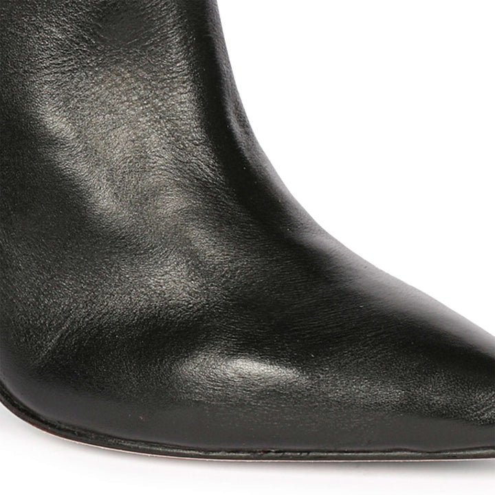 Stylish women’s leather heel boots online