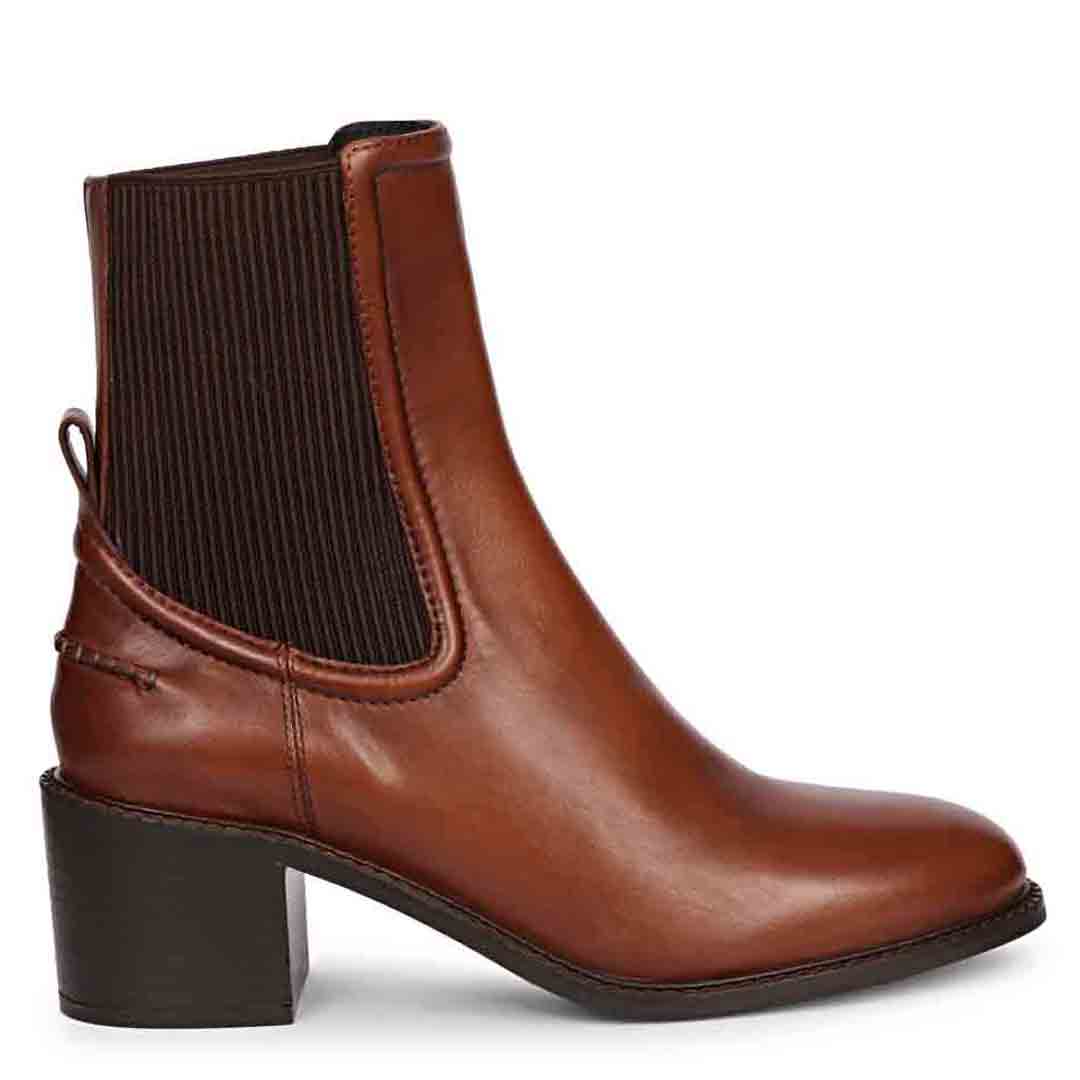 Saint Zoie Camel Leather High Ankle Chelsea Boots 39 Camel