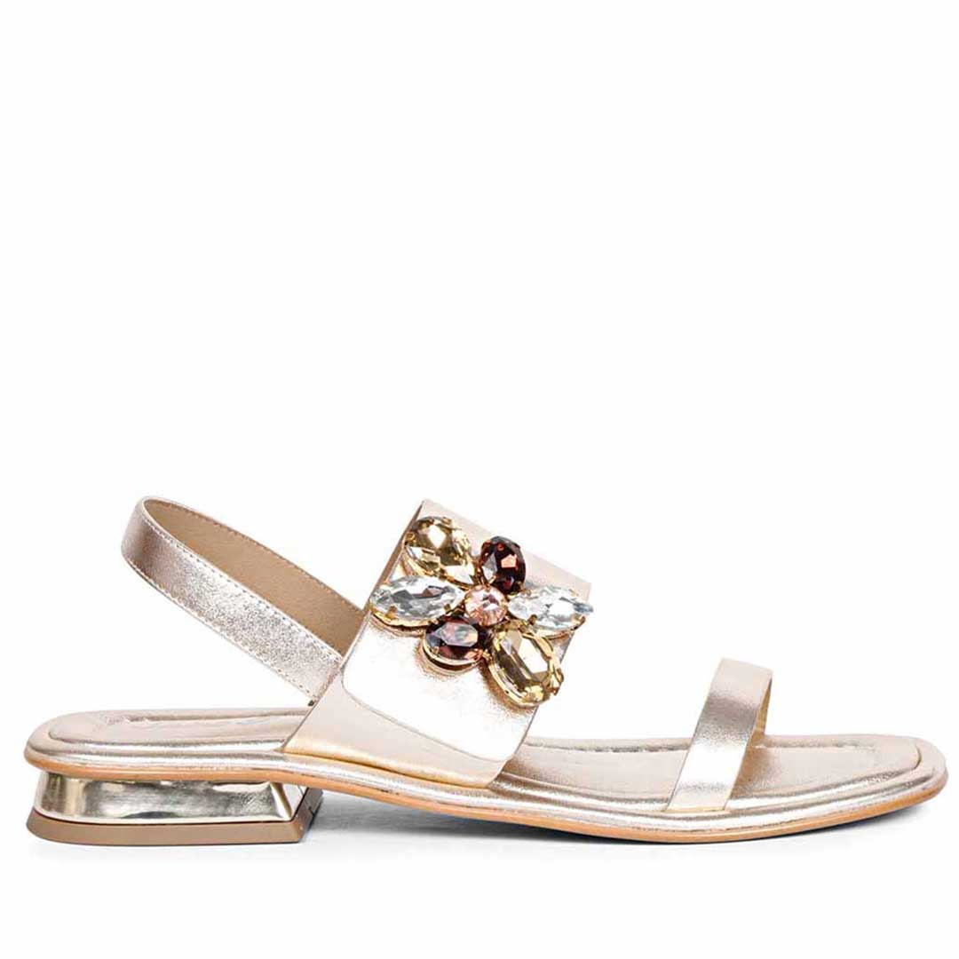 日本未入荷◇Adorable sandals calf nude flage grosgrain Barelynude Flat Sandal | Stuart Weitzman