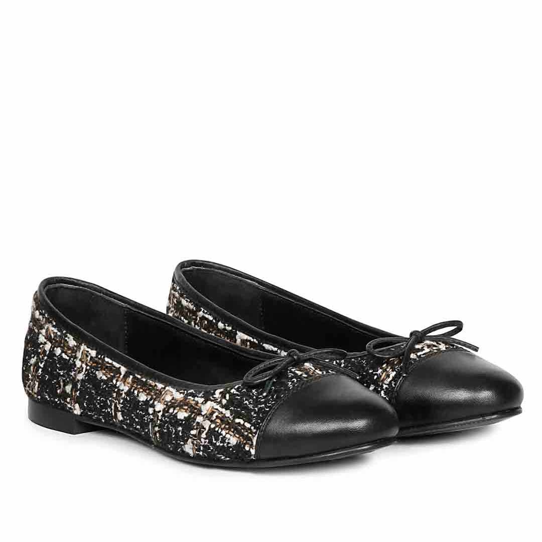 Saint Zinnia Black Handcrafted Leather Pumps