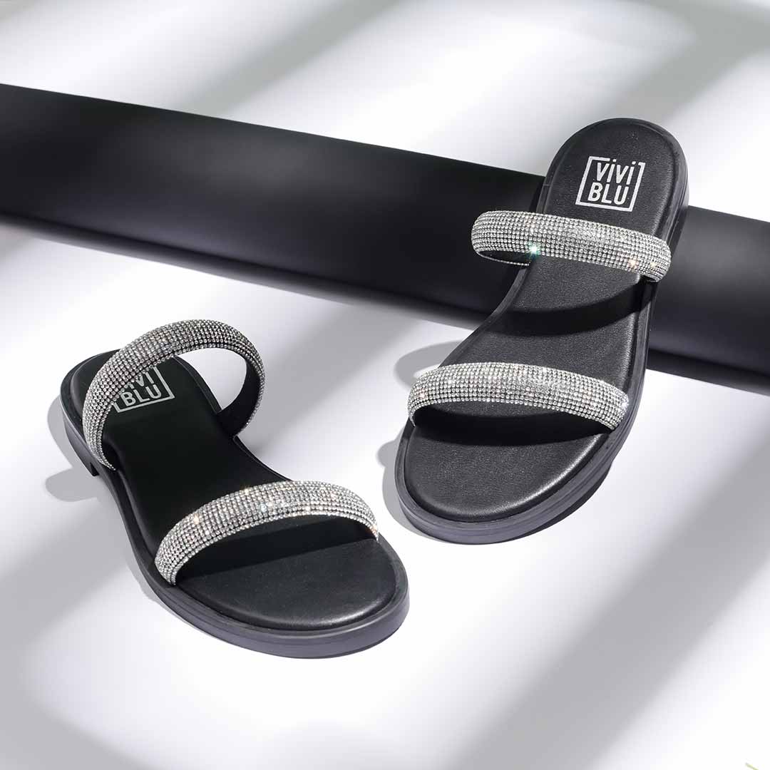 ViviBlu Zaeneb Black Leather Flat Sandals Embellished With Silver Straps