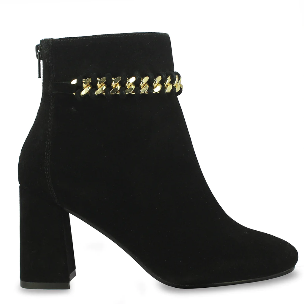 Saint Amica Black Leather Metal Chain Décor Boots