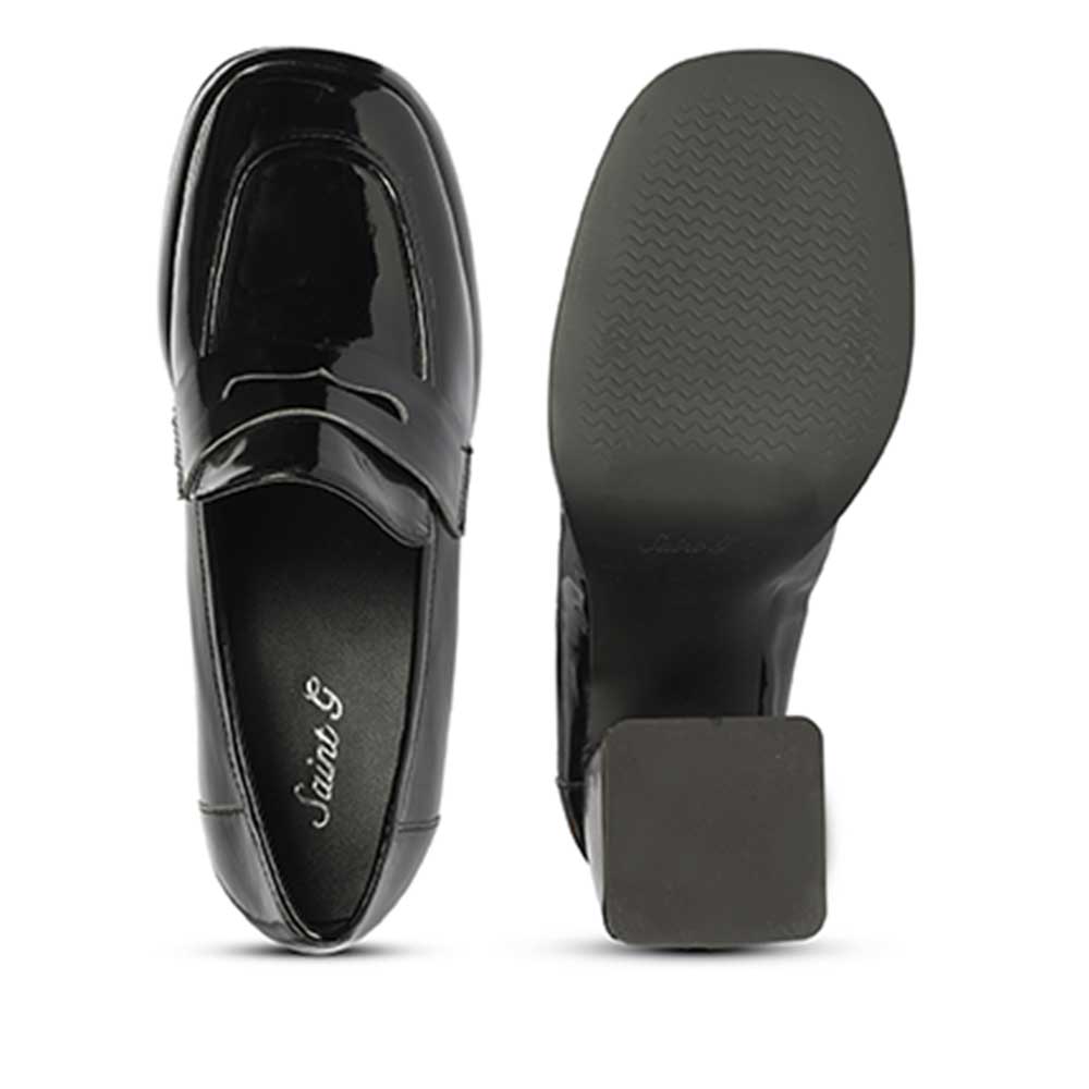 Saint Belen Black Crinkle Patent Moccasins