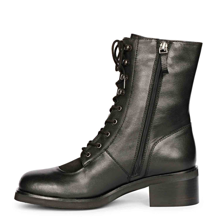 Saint Kayla's Black Leather Lace-Up Boots - High Ankle Fashion