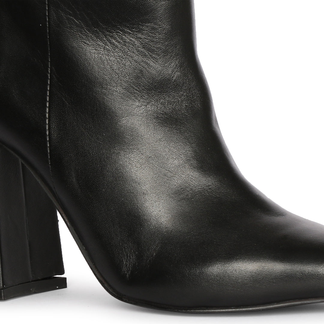 Hana - Ankle Boots