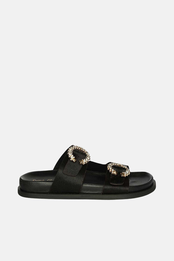 Saint G - Ishie - Black Slide
