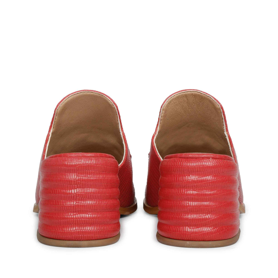 Step out in confidence with Saint Jasmine's red lizard moccasins, a perfect blend of fashion and comfort