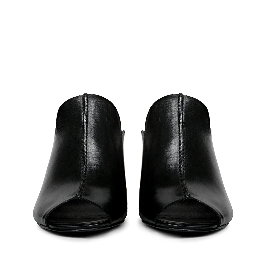 Saint Amor Black Leather Block Heel Mules.