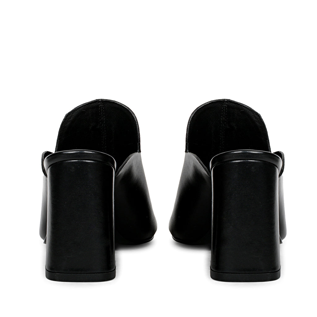 Saint Amor Black Leather Block Heel Mules.