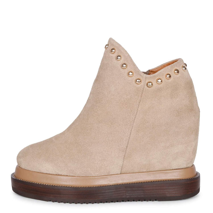 Saint Emily Beige Suede Wedge Boots - Stylish ankle boots with inner wedge heel in luxurious beige suede leather.