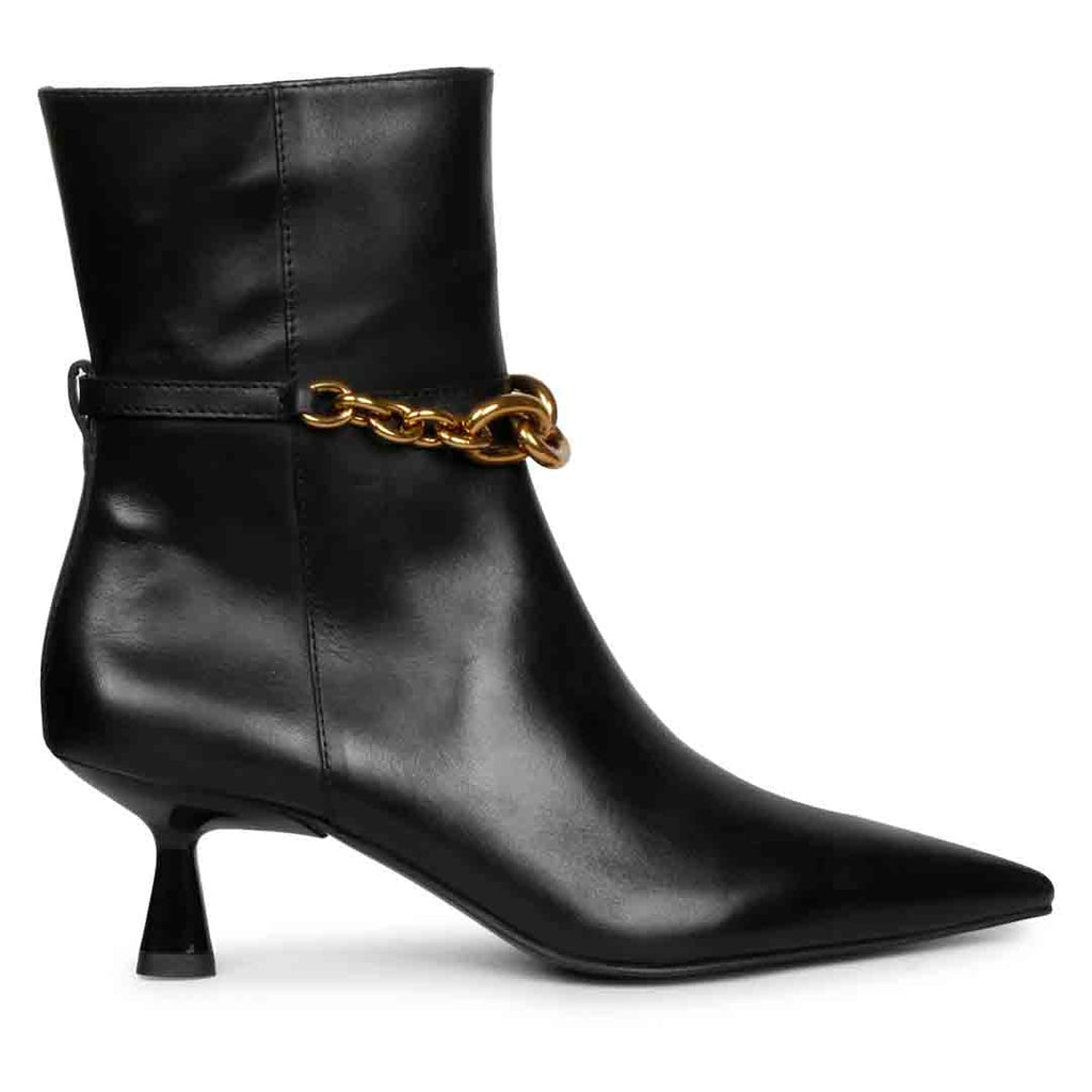 【PORTERNA】Stope Middle Hill Ankle Boots Heeled ankle boots with square toes in chocolate distressed