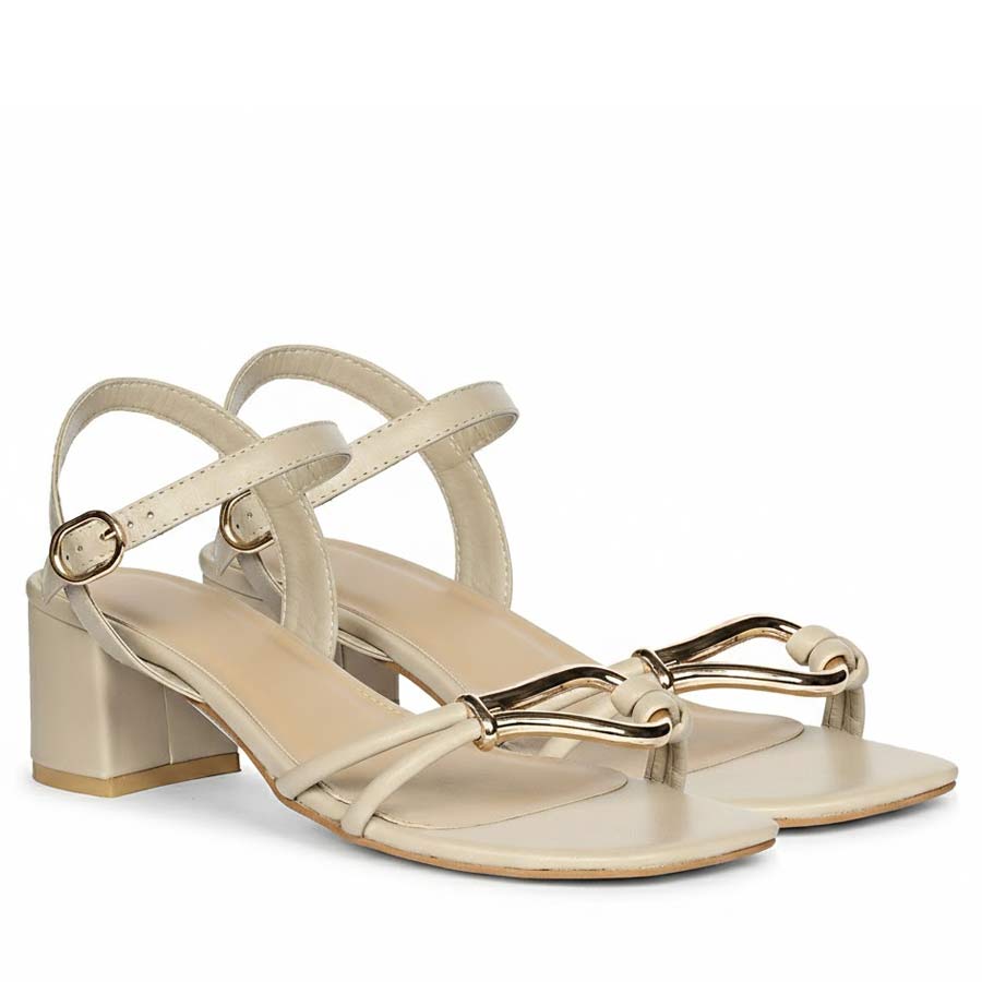 Saint Oryn Off-White Knot Trim Block Heels