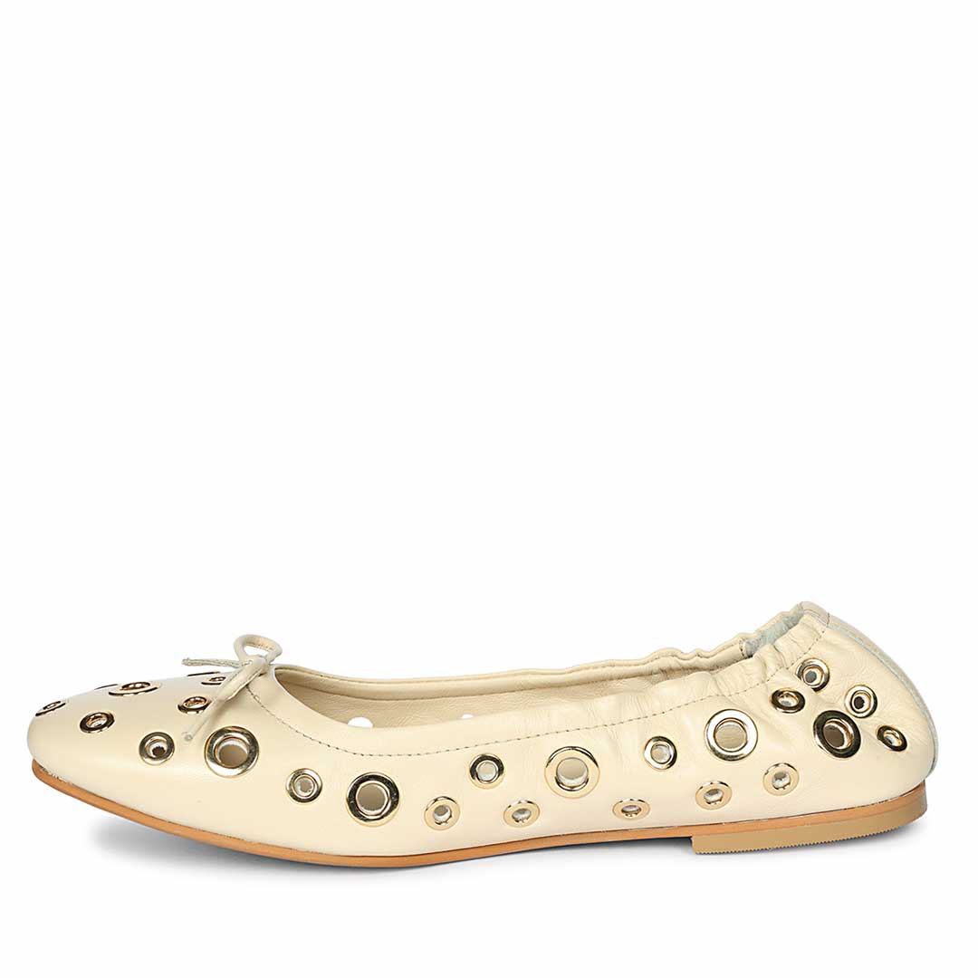 Saint Rovella Off White Eyelet Ballet Flats
