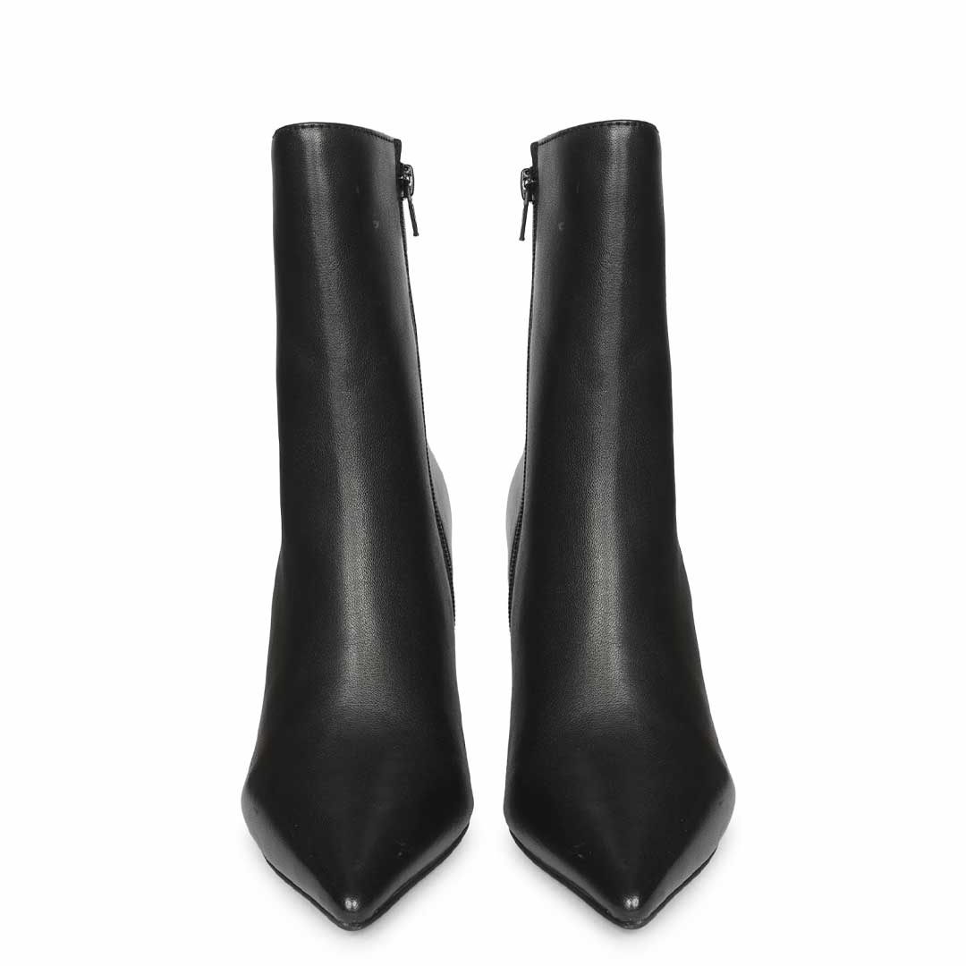 Saint Romane Black Leather Flared Block Heel Ankle Boots