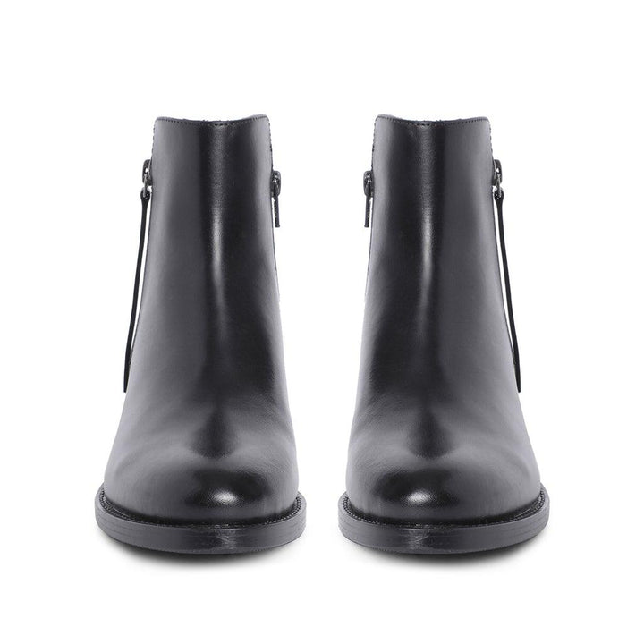 Saint Imelda Black Leather Handcrafted Side Zippers Ankle Boots