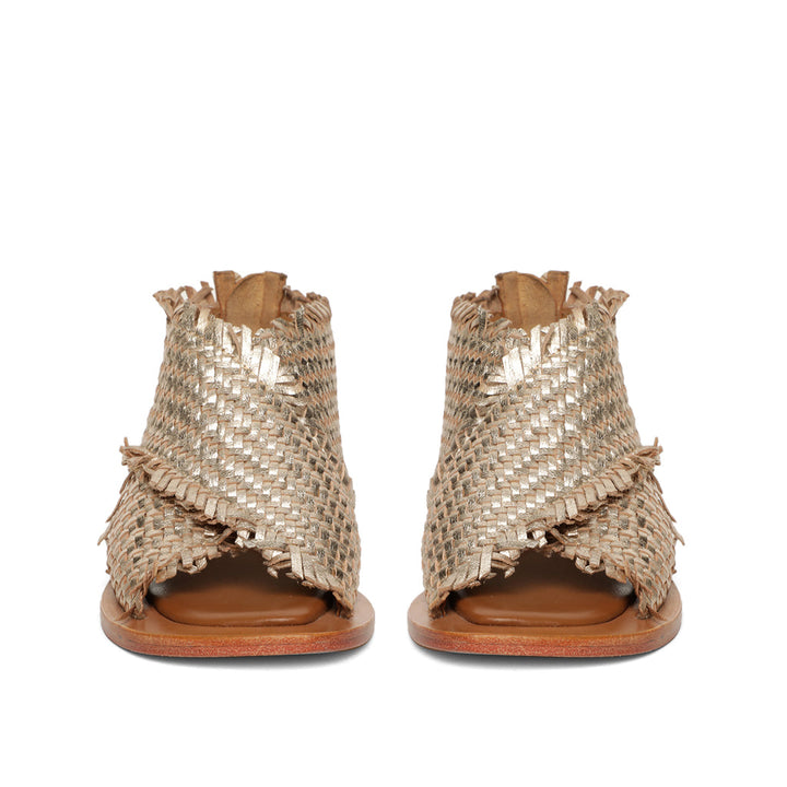 Saint Filomena Platin Woven Leather Sandals