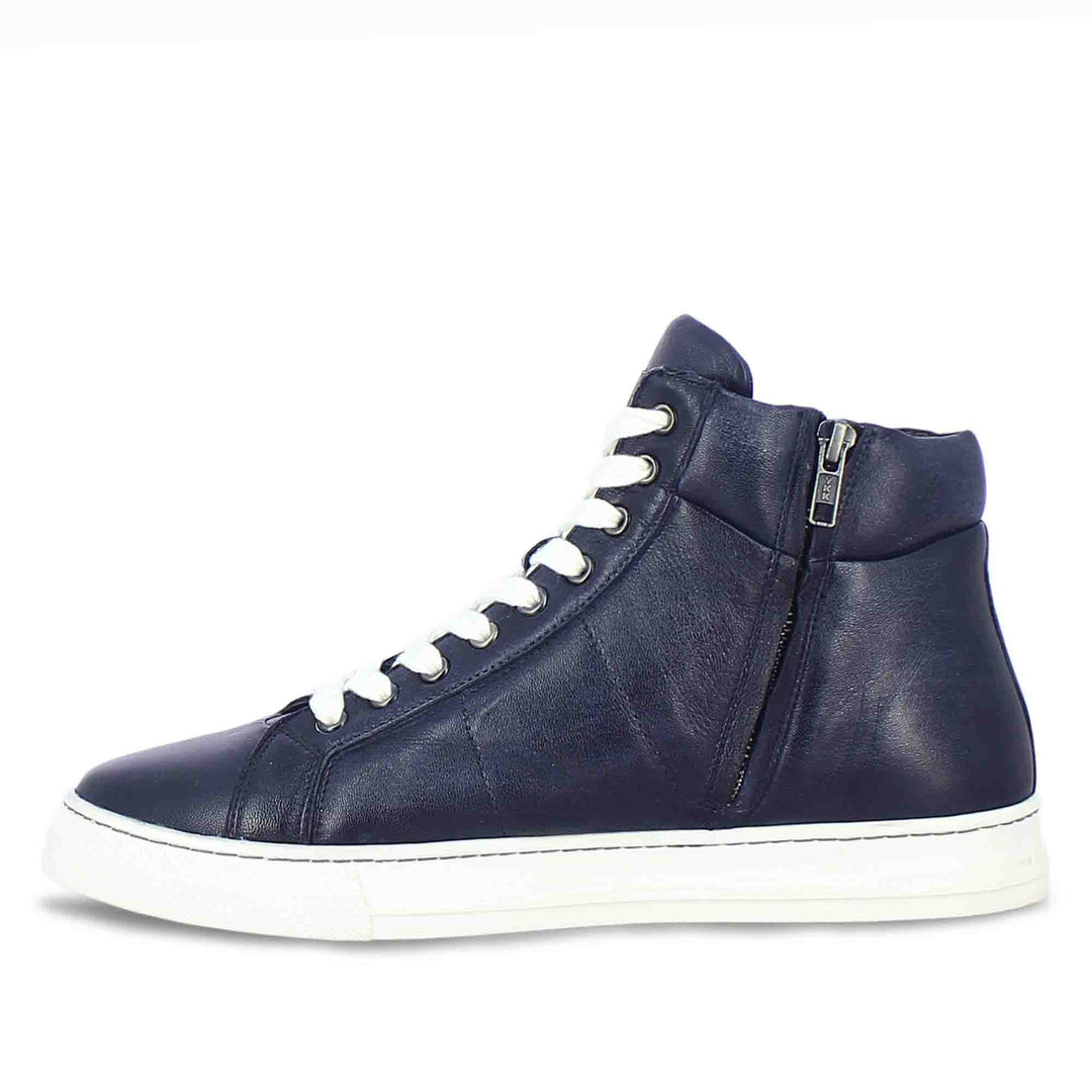 Saint Tesoro Blue Leather Handcrafted Sneakers