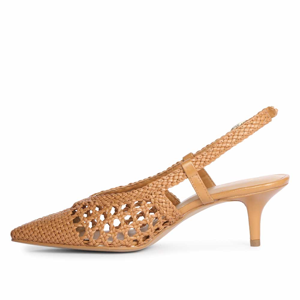 Saint Abril Tan Hand Woven Leather Pumps