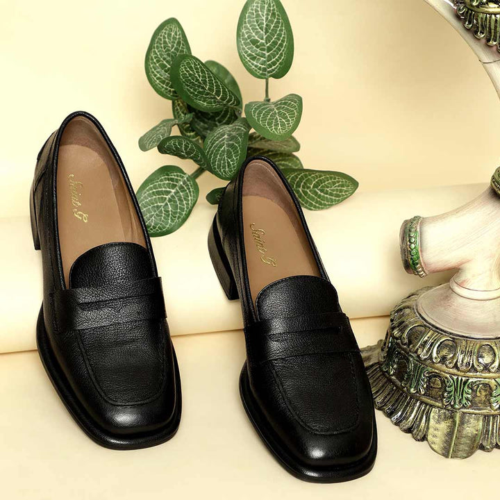 Saint Viviana Black Leather Saddle Moccasins