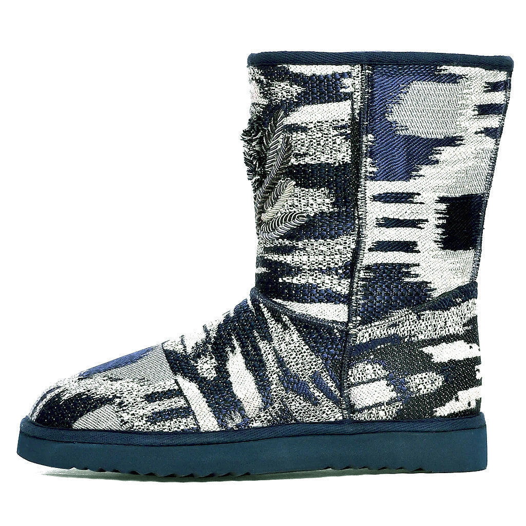 Saint Dorothea Snug Boots: Luxurious hand-embroidered Italian fabric, ultimate comfort in every step